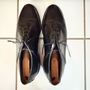 Elegant Black Leather Men's Oxfords